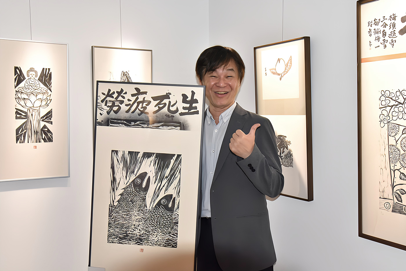 華梵大學人文與藝術學院黃智陽院長非常喜歡王午的作品。 