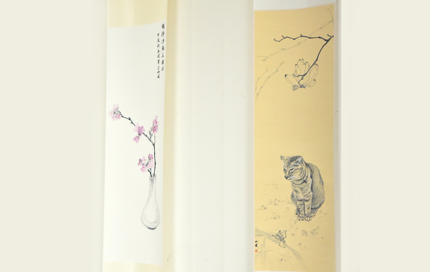 華梵大學佛教藝術學系宋妍嫿老師作品〈禪定貓〉（右）。