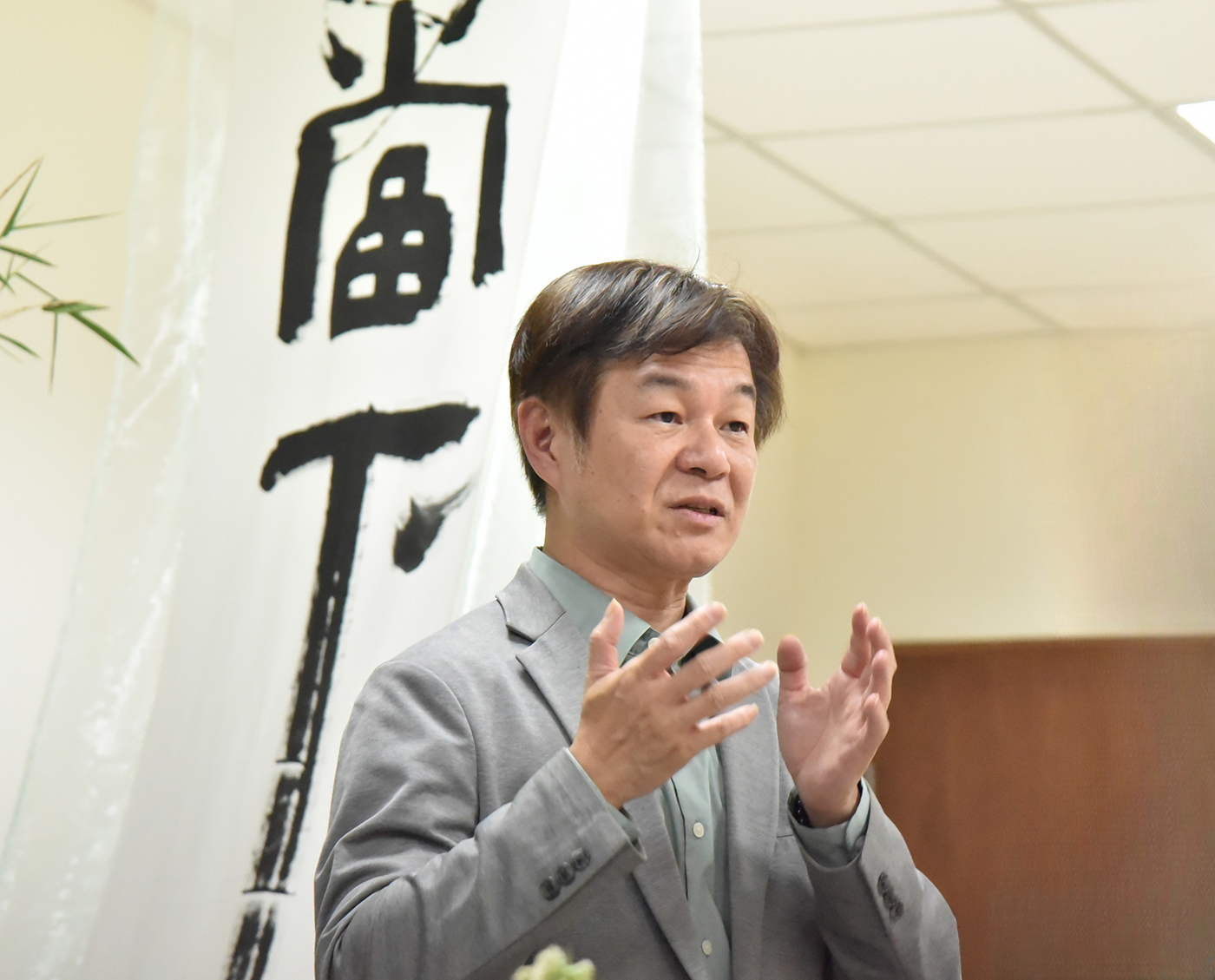 華梵大學人文與藝術學院黃智陽院長致詞