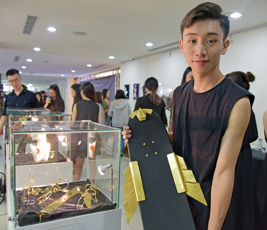 宋致遠同學的金工作品「Freedom」。